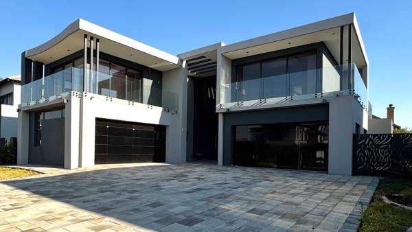 5 Bedroom House