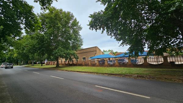 425 m² Commercial space