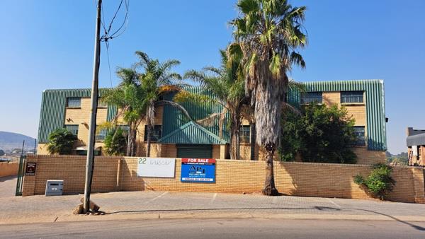 2 500  m² Industrial space