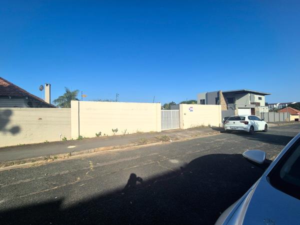 464 m² Land