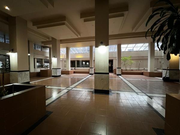 2 371  m² Commercial space