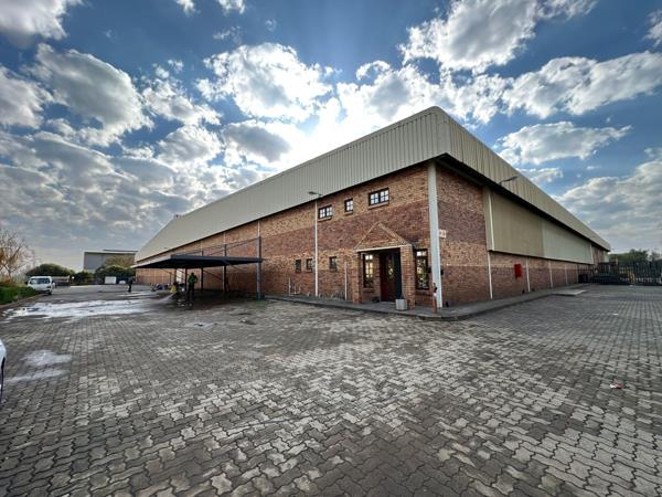 1 810  m² Industrial space