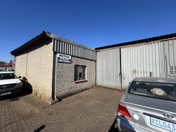 300  m² Industrial space