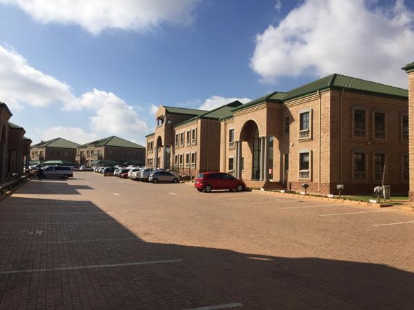 700  m² Commercial space