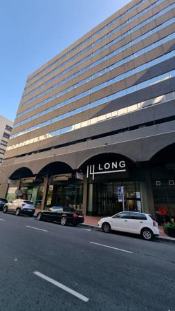 980  m² Commercial space