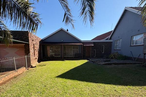 6 Bedroom House
