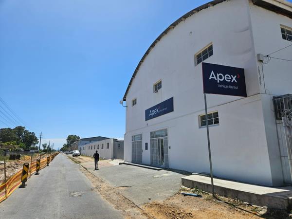 282  m² Commercial space