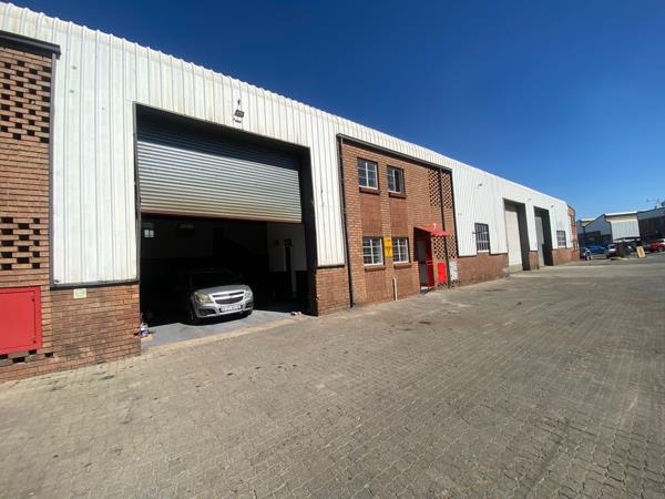 319  m² Industrial space