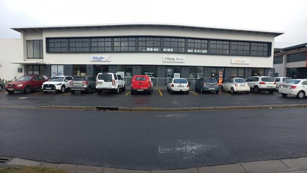 35  m² Commercial space