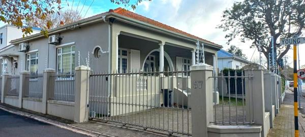 230  m² Commercial space