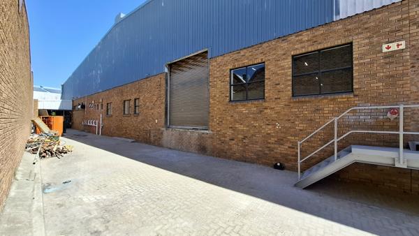 2 650  m² Industrial space