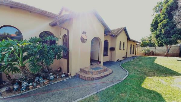5 Bedroom House