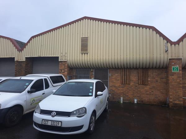 300  m² Industrial space