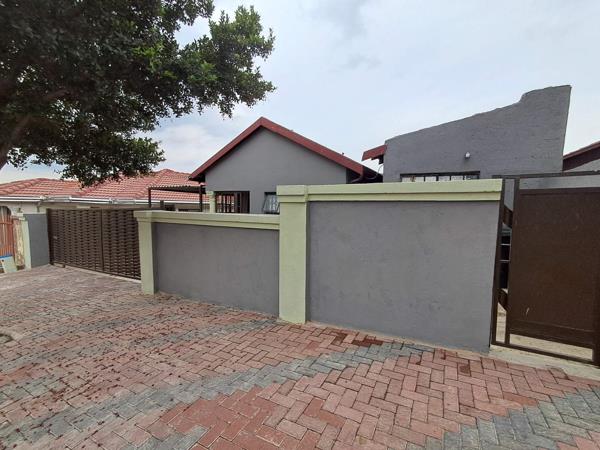 2 Bedroom House
