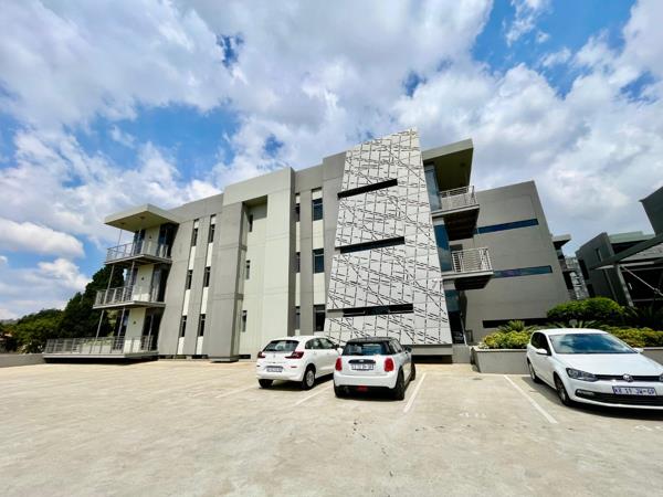 152  m² Commercial space