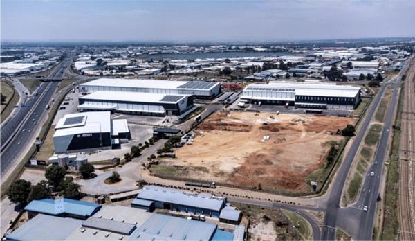 11 000  m² Industrial space