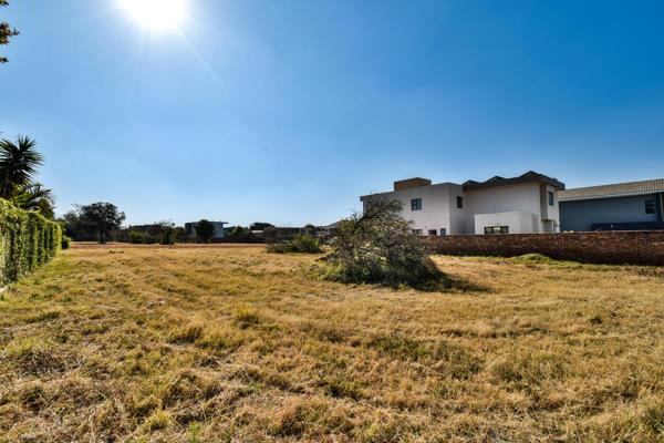 908 m² Land