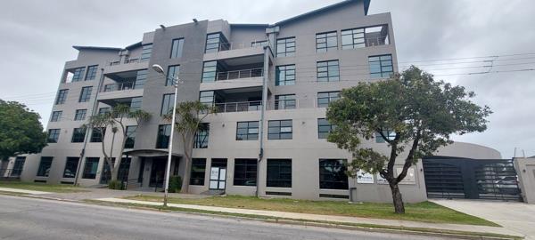 184  m² Office Space