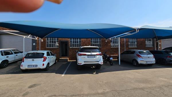 1 025  m² Industrial space