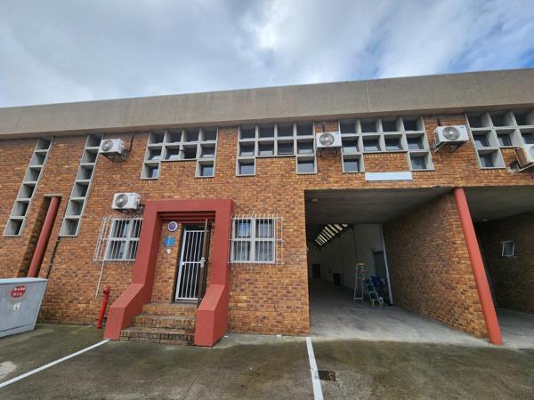 434  m² Industrial space