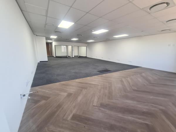170  m² Commercial space