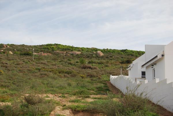 960 m² Land