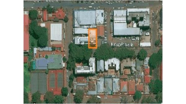 42  m² Retail Space