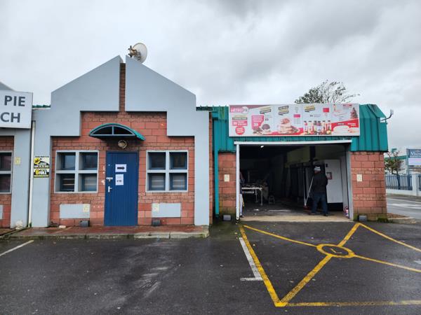 235  m² Industrial space