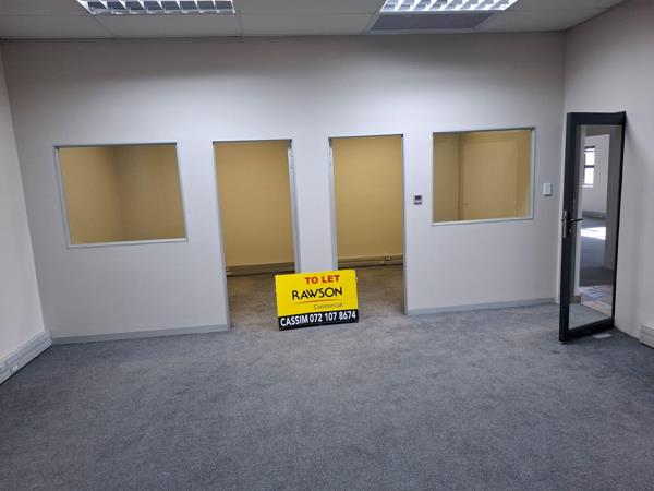 238  m² Commercial space