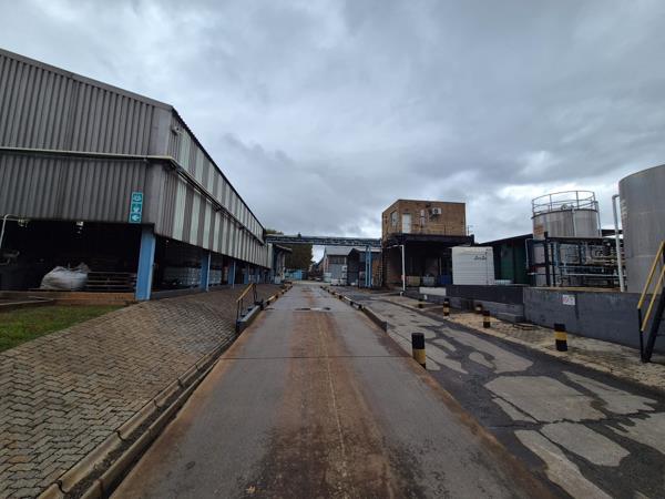 12 755  m² Industrial space