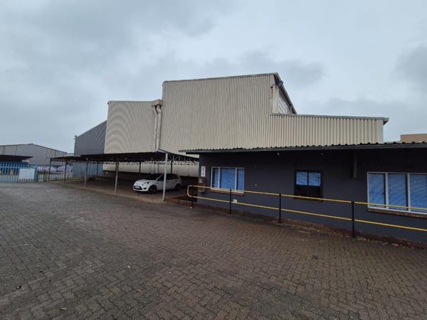 5 805  m² Industrial space