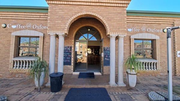 300  m² Office Space