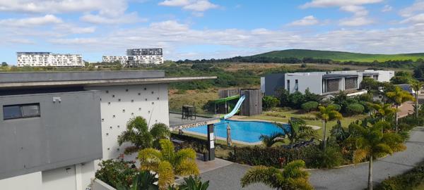 737 m² Land