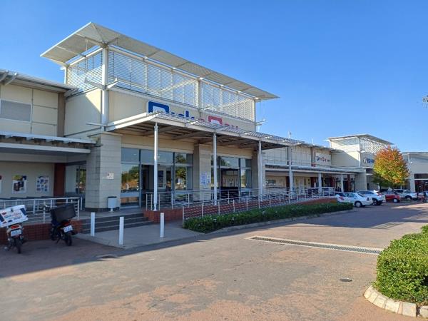 1 356  m² Commercial space