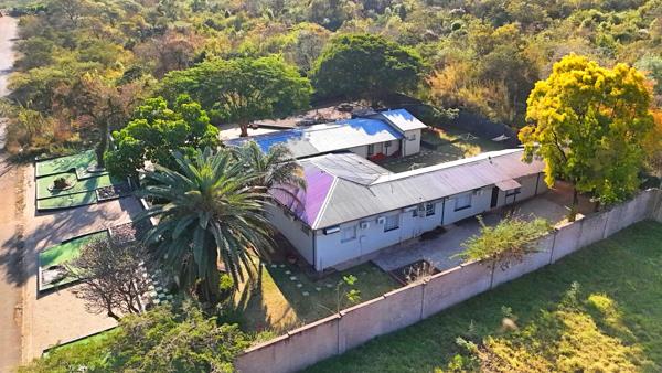 1 660 m² Commercial space