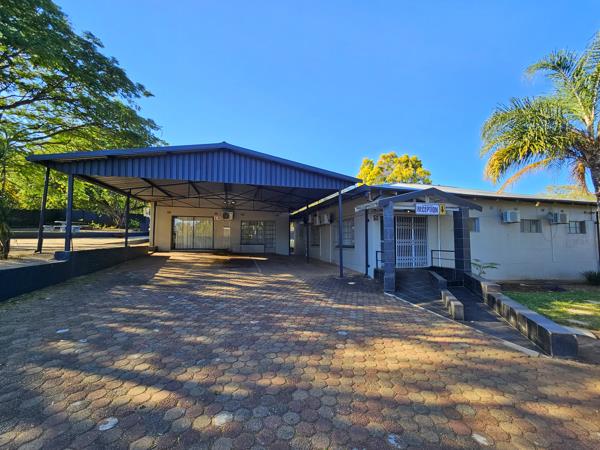 1 660 m² Commercial space