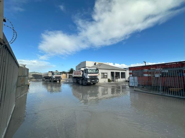 4 561  m² Industrial space