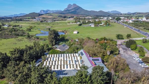 1.7 ha Commercial Farm