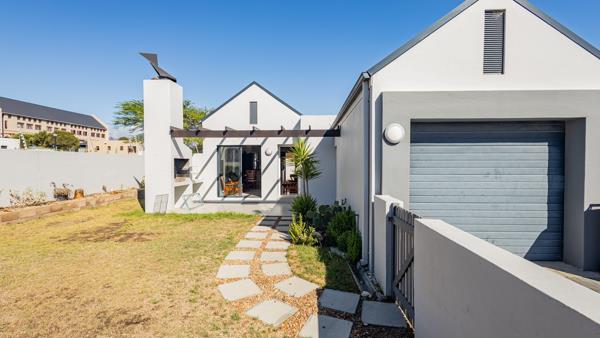 2 Bedroom Townhouse
