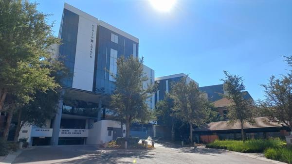 840  m² Commercial space