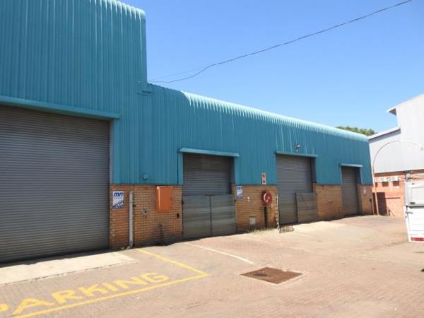 952  m² Industrial space