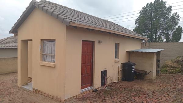 2 Bedroom House