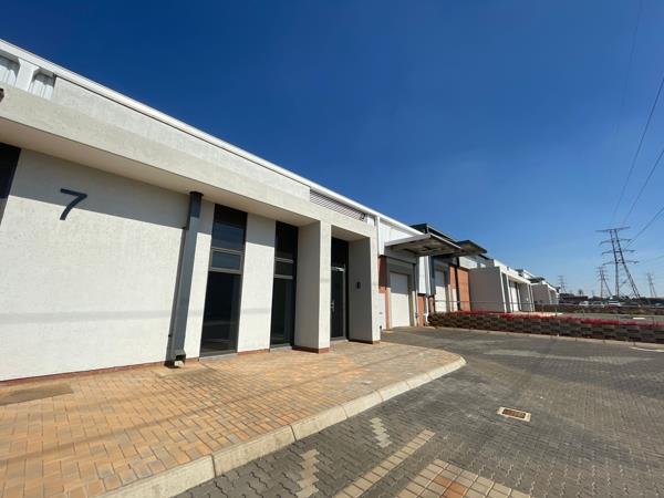 495  m² Industrial space