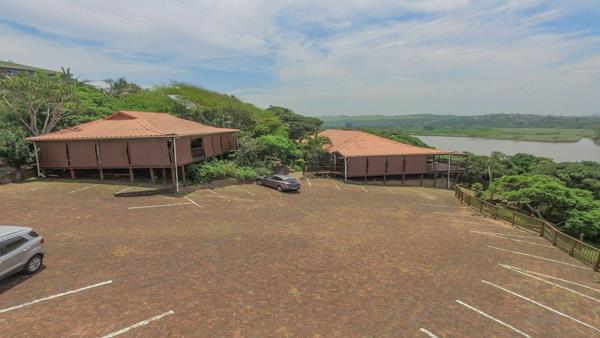 654  m² Commercial space