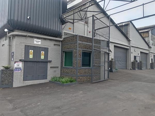 494  m² Industrial space