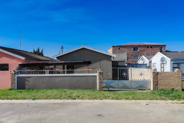 2 Bedroom House