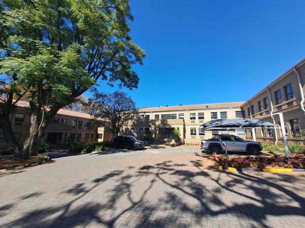 350  m² Commercial space