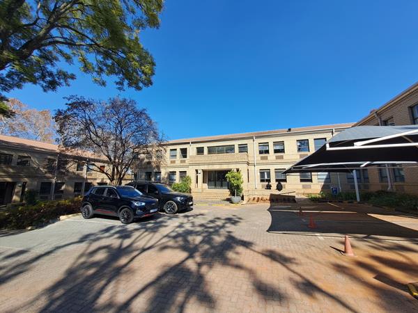 2 850  m² Commercial space