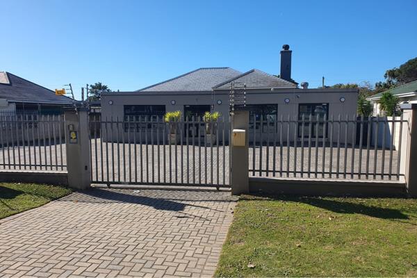 239  m² Commercial space