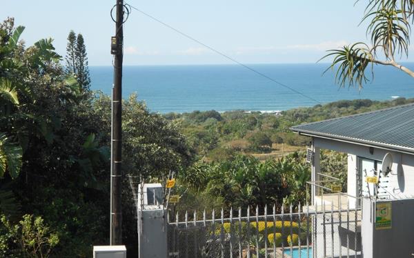 1 634 m² Land